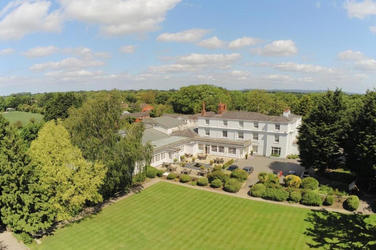 Rowton Hall Hotel And Spa Chester Extérieur photo