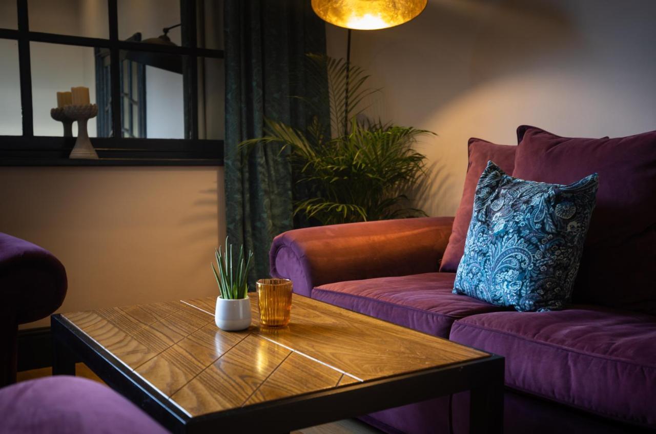 Rowton Hall Hotel And Spa Chester Extérieur photo