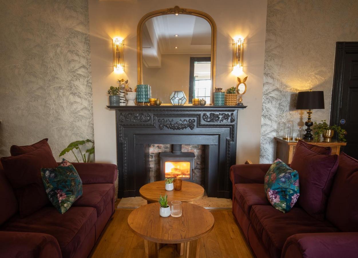 Rowton Hall Hotel And Spa Chester Extérieur photo