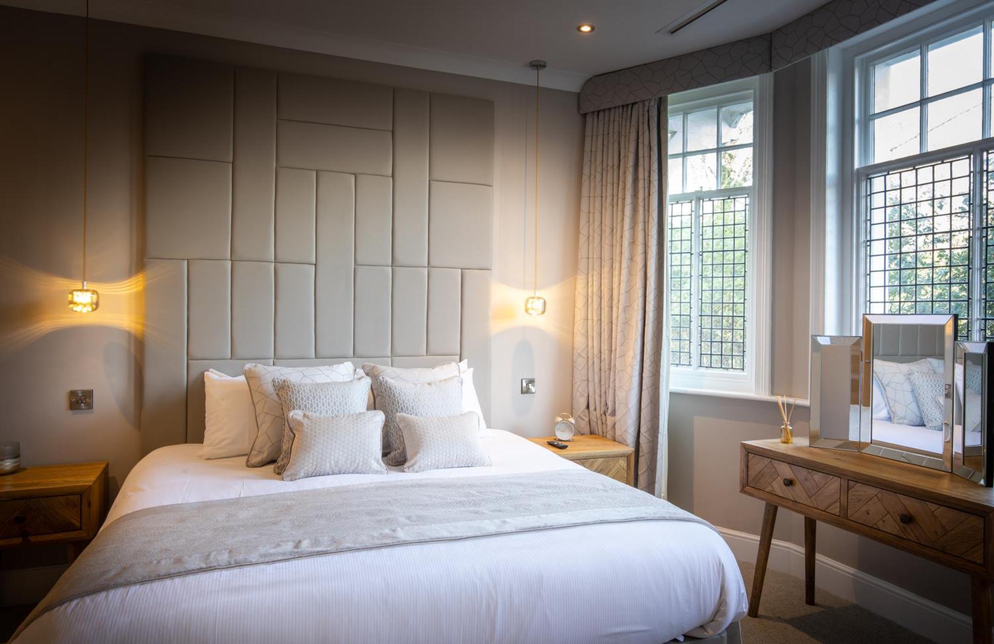 Rowton Hall Hotel And Spa Chester Extérieur photo