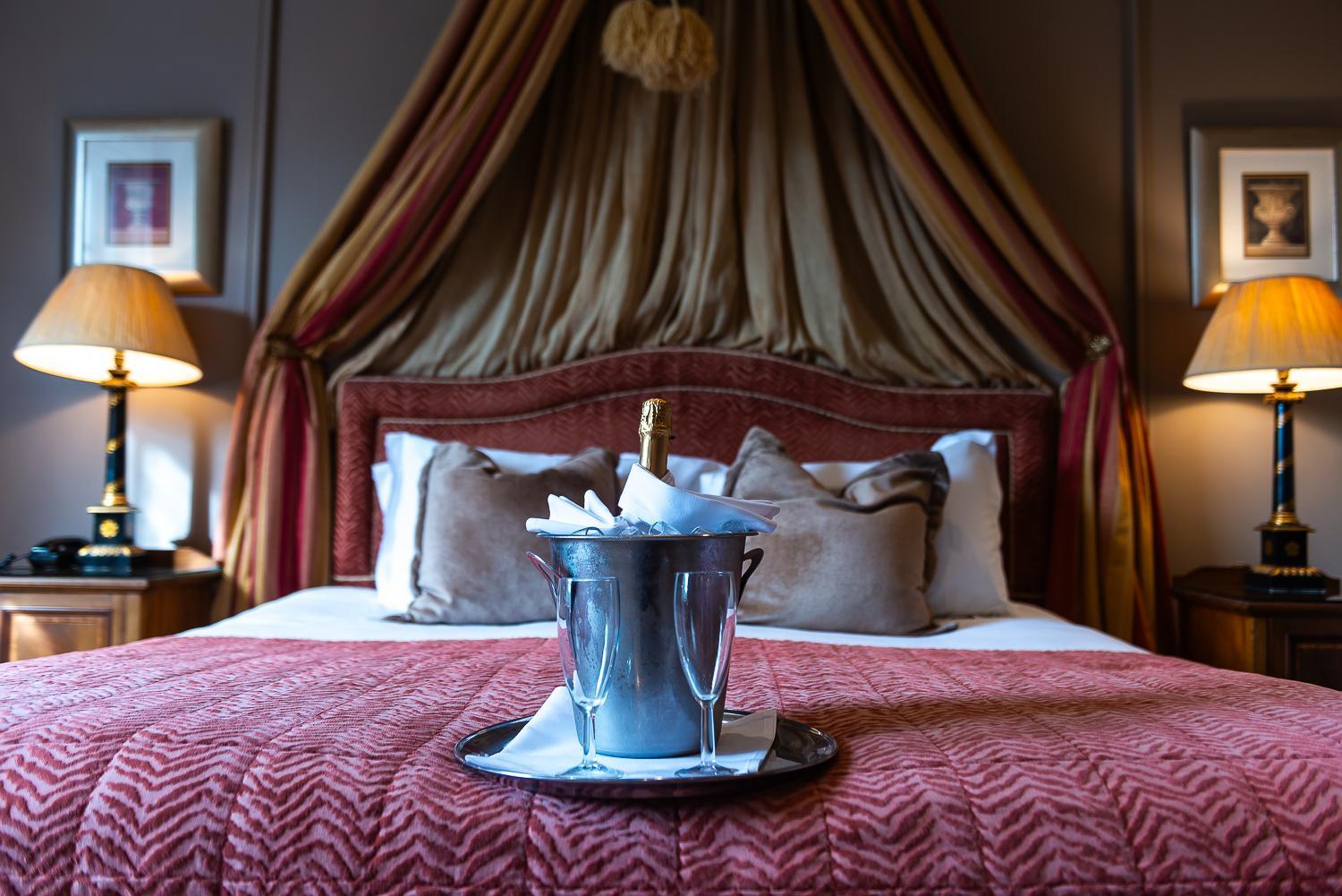 Rowton Hall Hotel And Spa Chester Extérieur photo