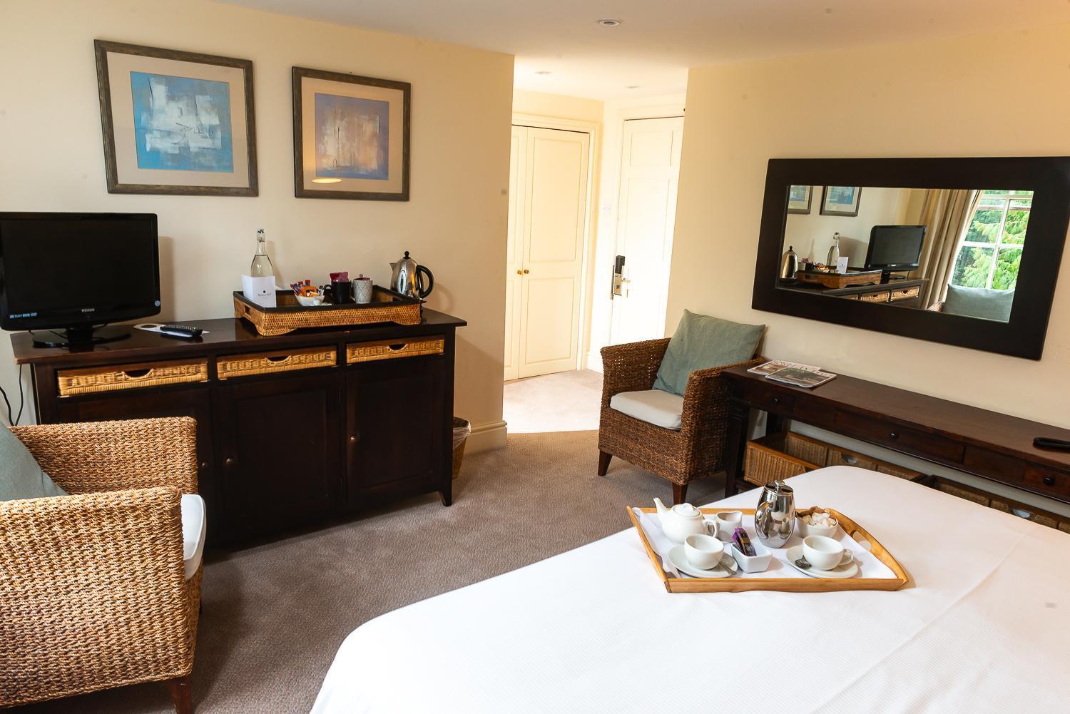 Rowton Hall Hotel And Spa Chester Extérieur photo