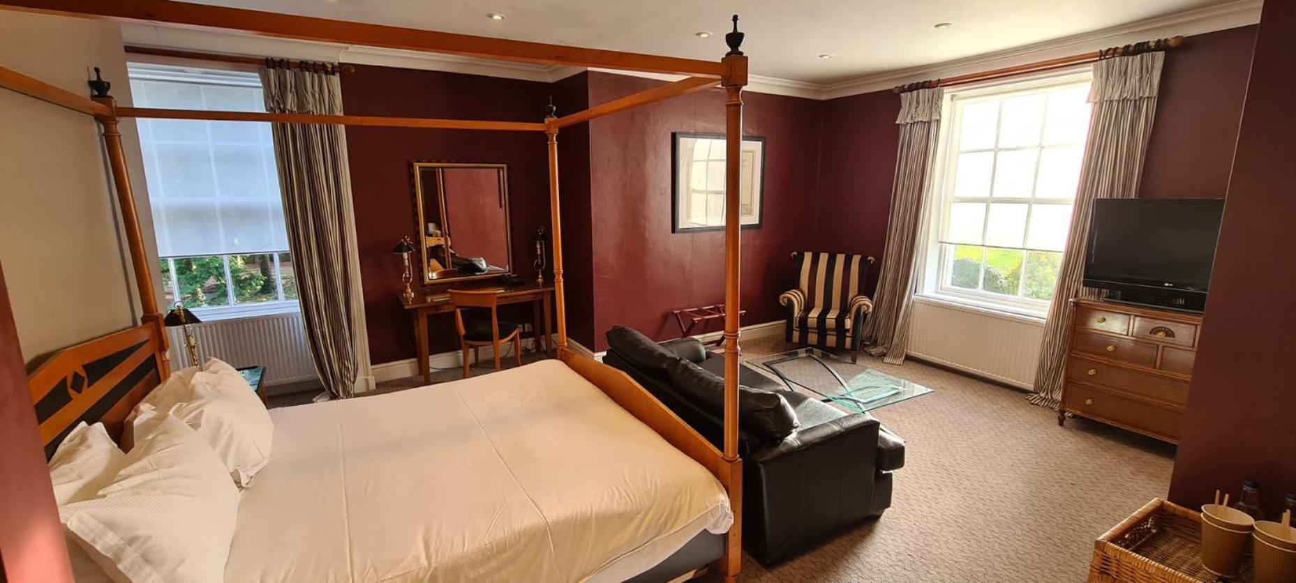 Rowton Hall Hotel And Spa Chester Extérieur photo