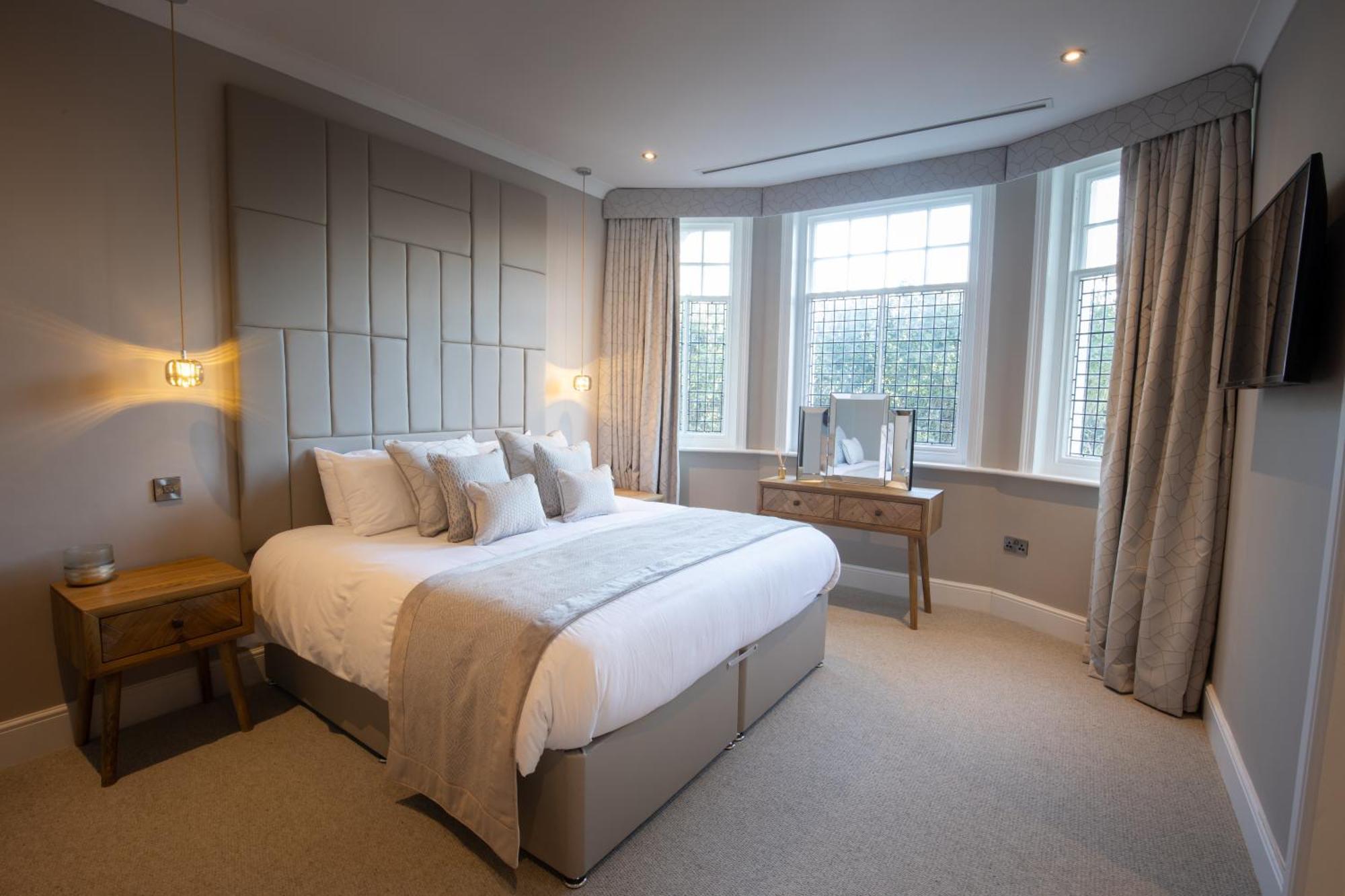 Rowton Hall Hotel And Spa Chester Extérieur photo