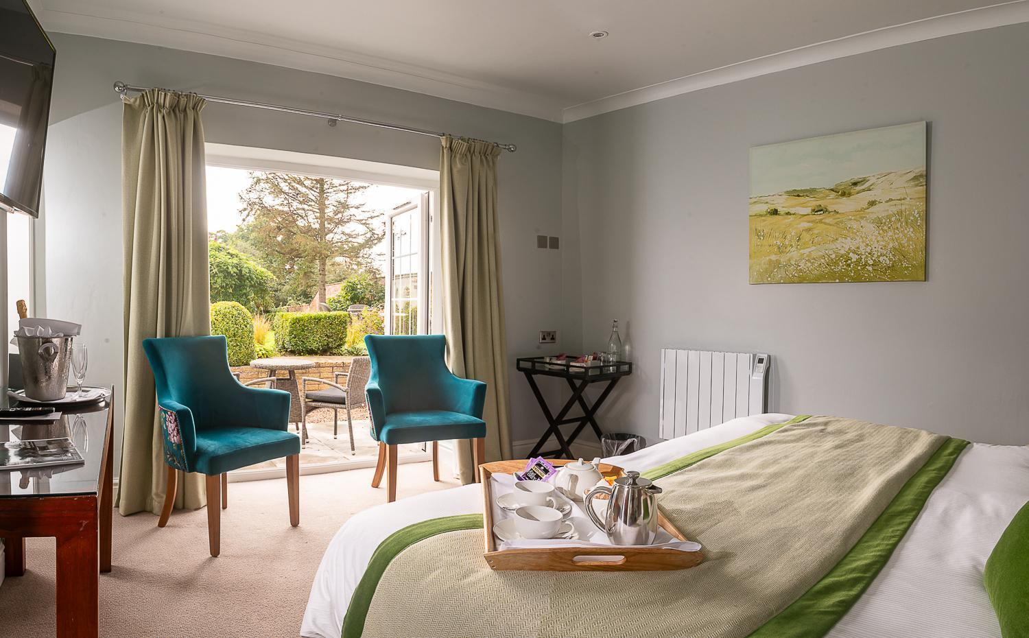 Rowton Hall Hotel And Spa Chester Extérieur photo