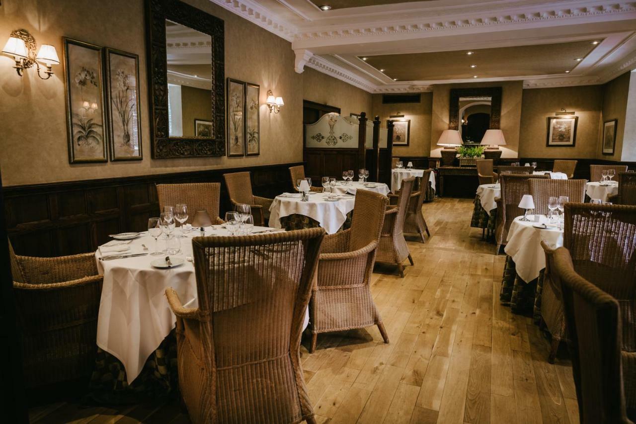 Rowton Hall Hotel And Spa Chester Extérieur photo